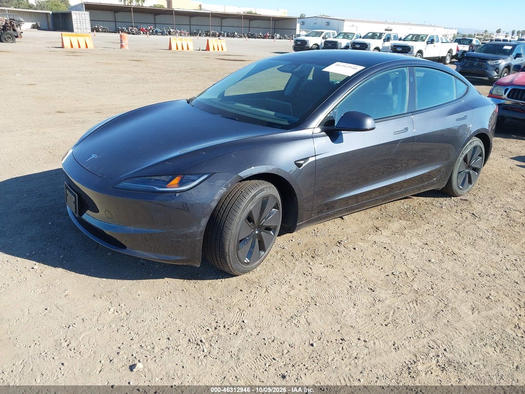 Tesla Model 3 2025