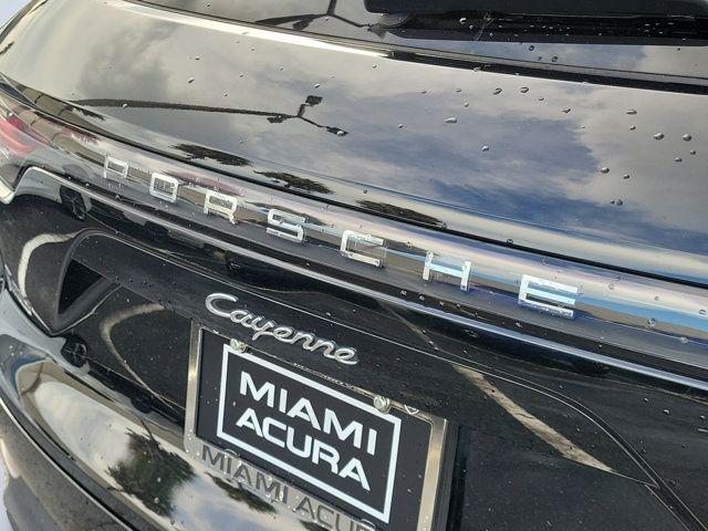 Porsche Cayenne 2022