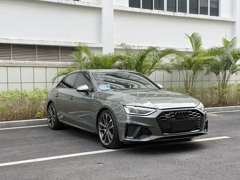 Audi S4 2023
