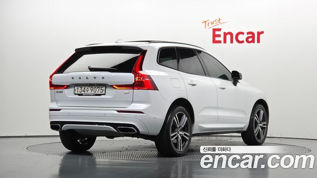 Volvo XC60 2021