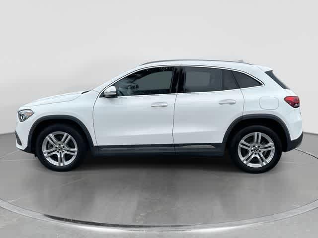 Mercedes-Benz GLA 250 2023