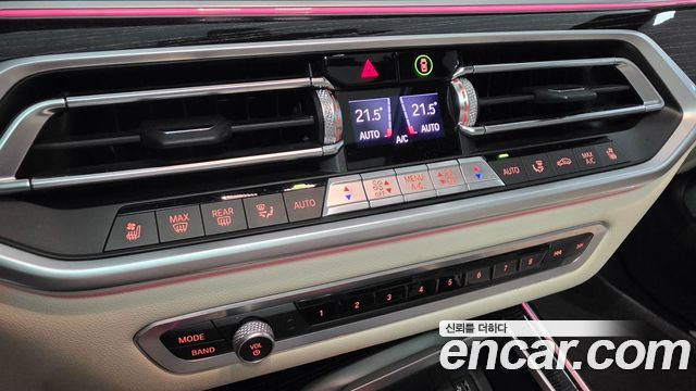 BMW X7 2021