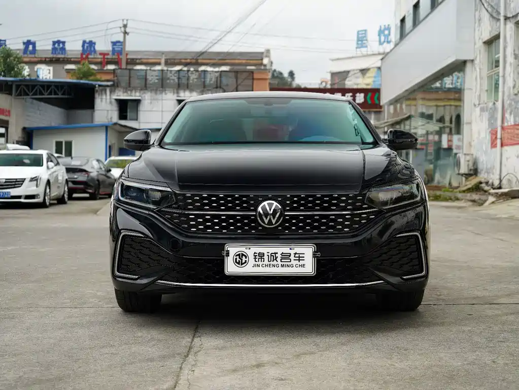 Volkswagen Passat 2025