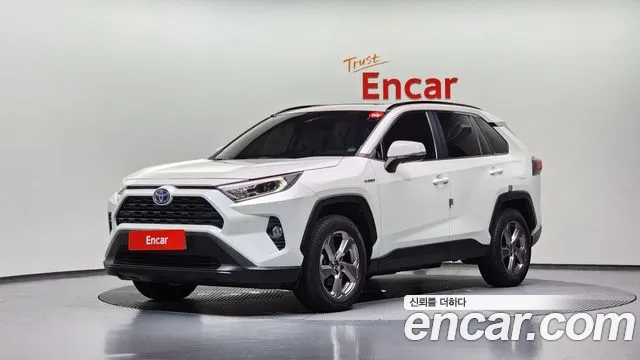 Toyota RAV4 2021