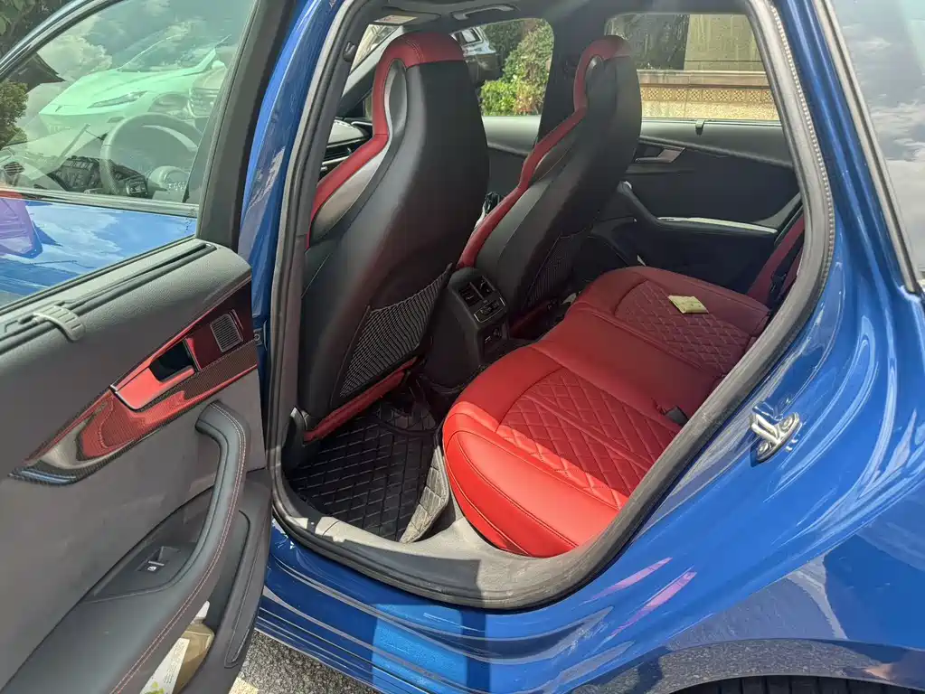 Audi S4 2024