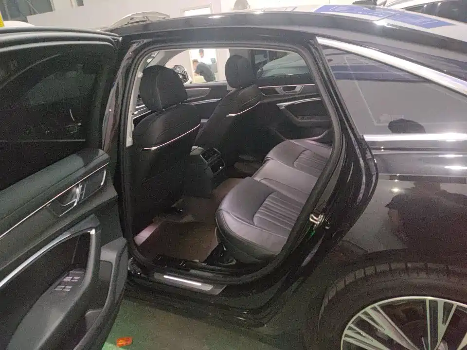 Audi A6 2024