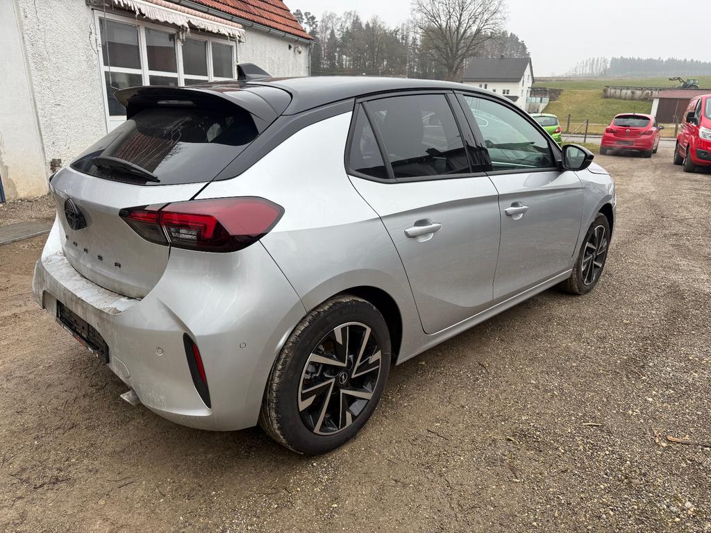 Opel Corsa 2025