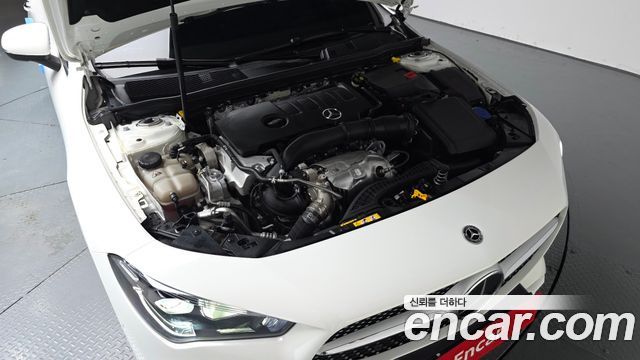 Mercedes-Benz CLA 2023
