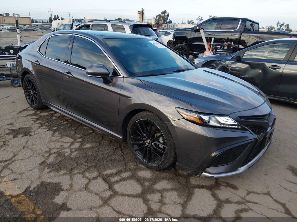 Toyota Camry 2022