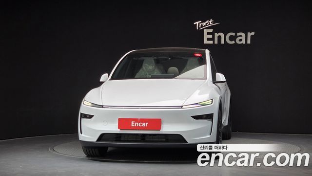 Tesla Model Y 2026