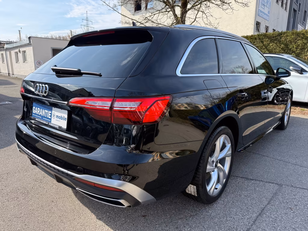 Audi A4 2022
