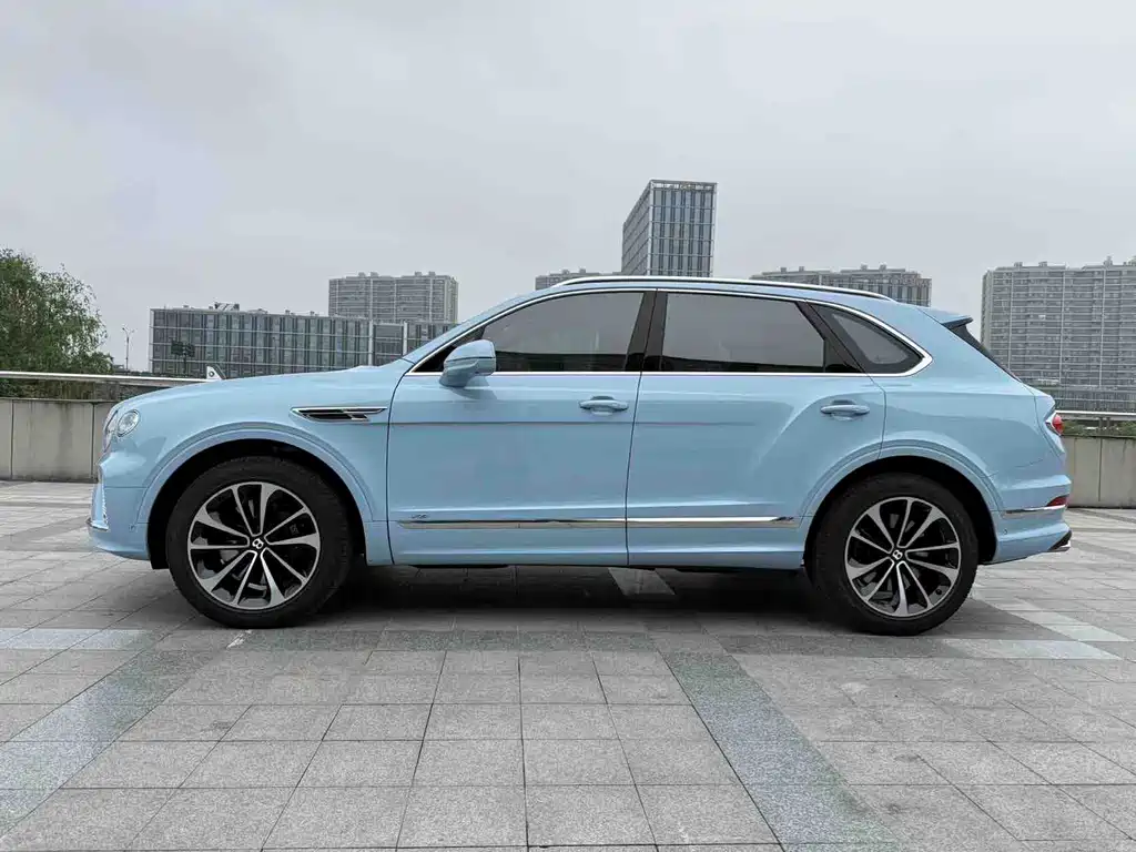 Bentley Bentayga 2022