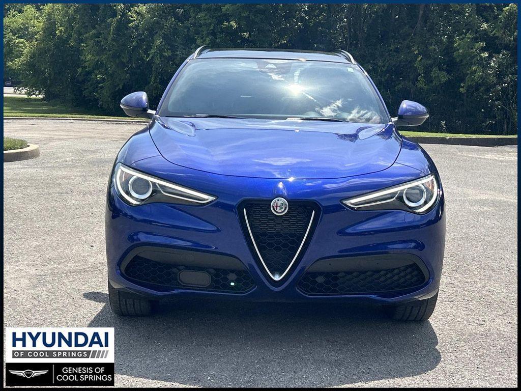 Alfa Romeo Stelvio 2023
