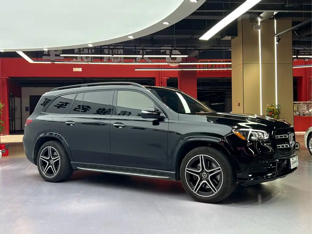 Mercedes-Benz GLS 2023