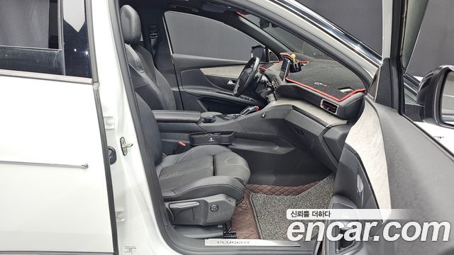 Peugeot 5008 2022