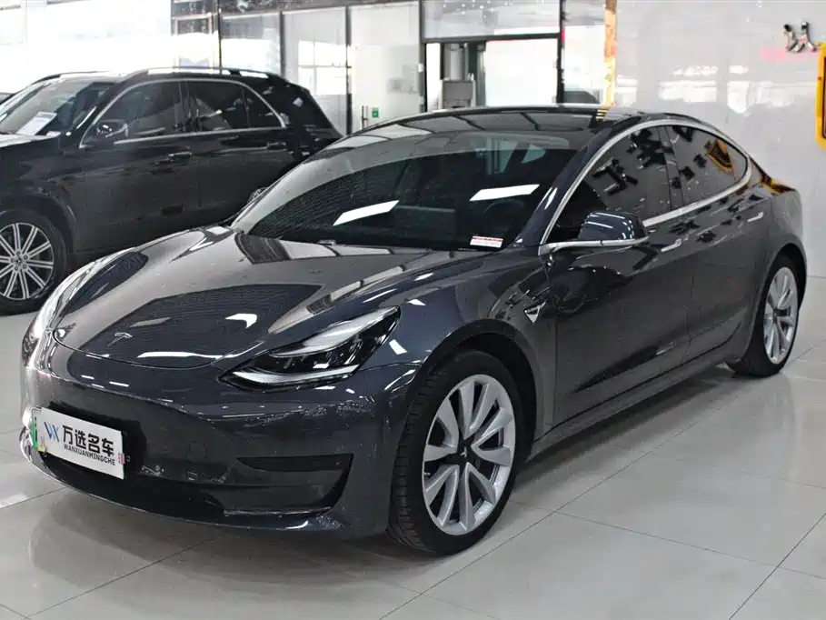 Tesla Model 3 2021