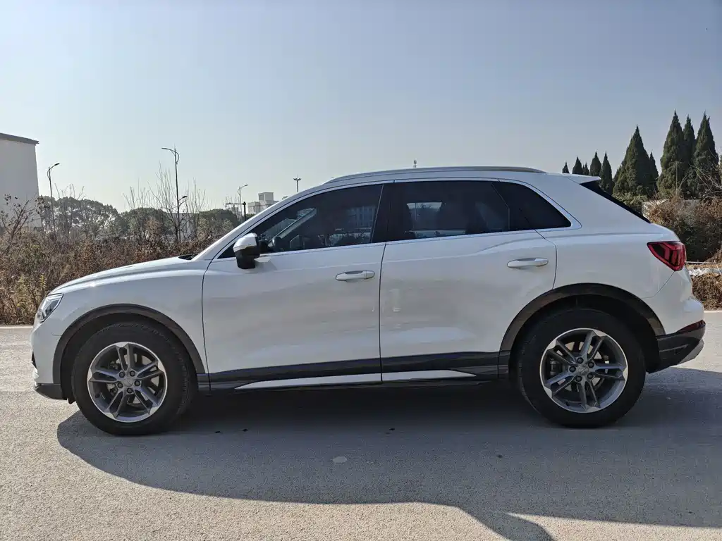 Audi Q3 2021