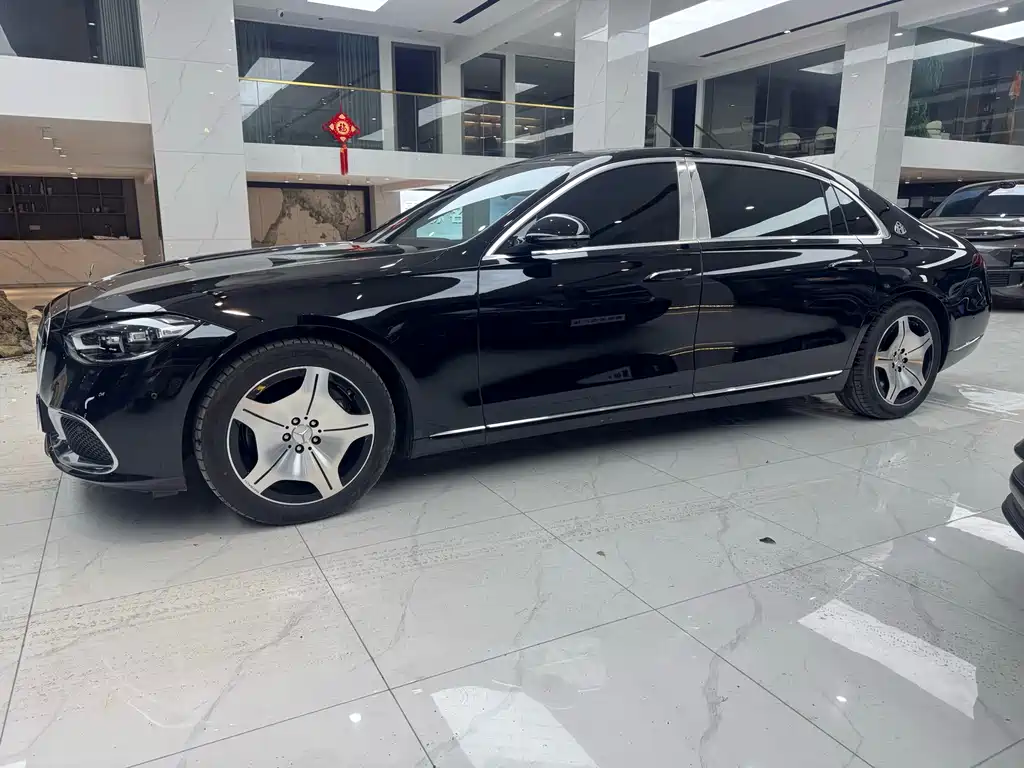 Mercedes-Benz Maybach S-Класс 2025