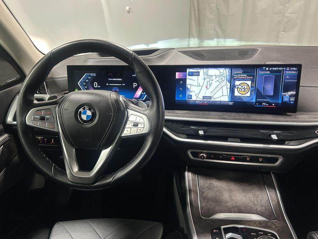 BMW X7 2023