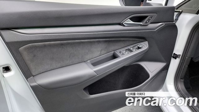 Volkswagen Golf 2024