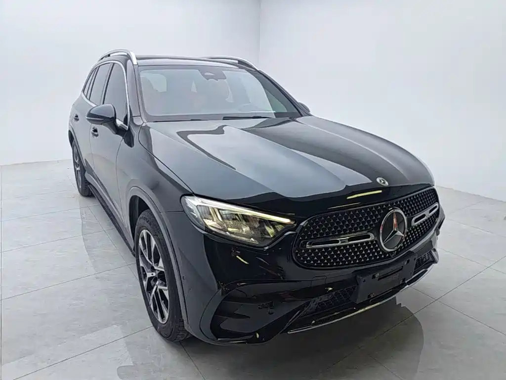 Mercedes-Benz GLC 2023