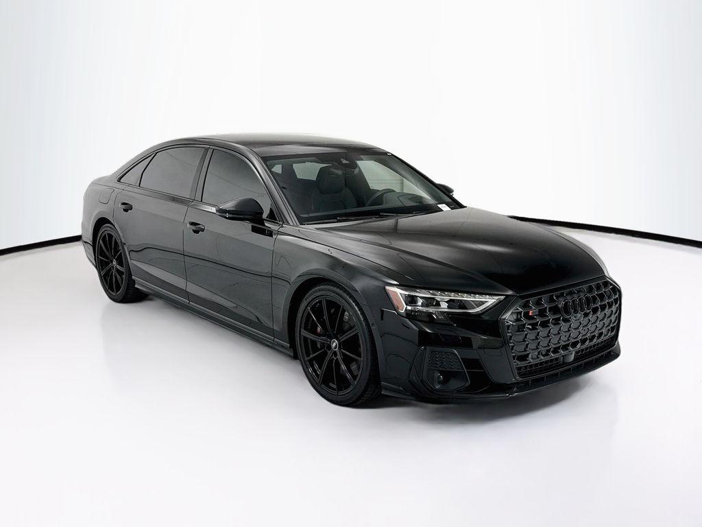 Audi S8 2024