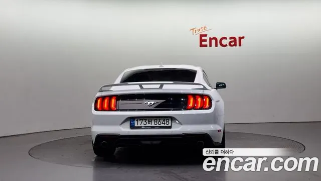 Ford Mustang 2021