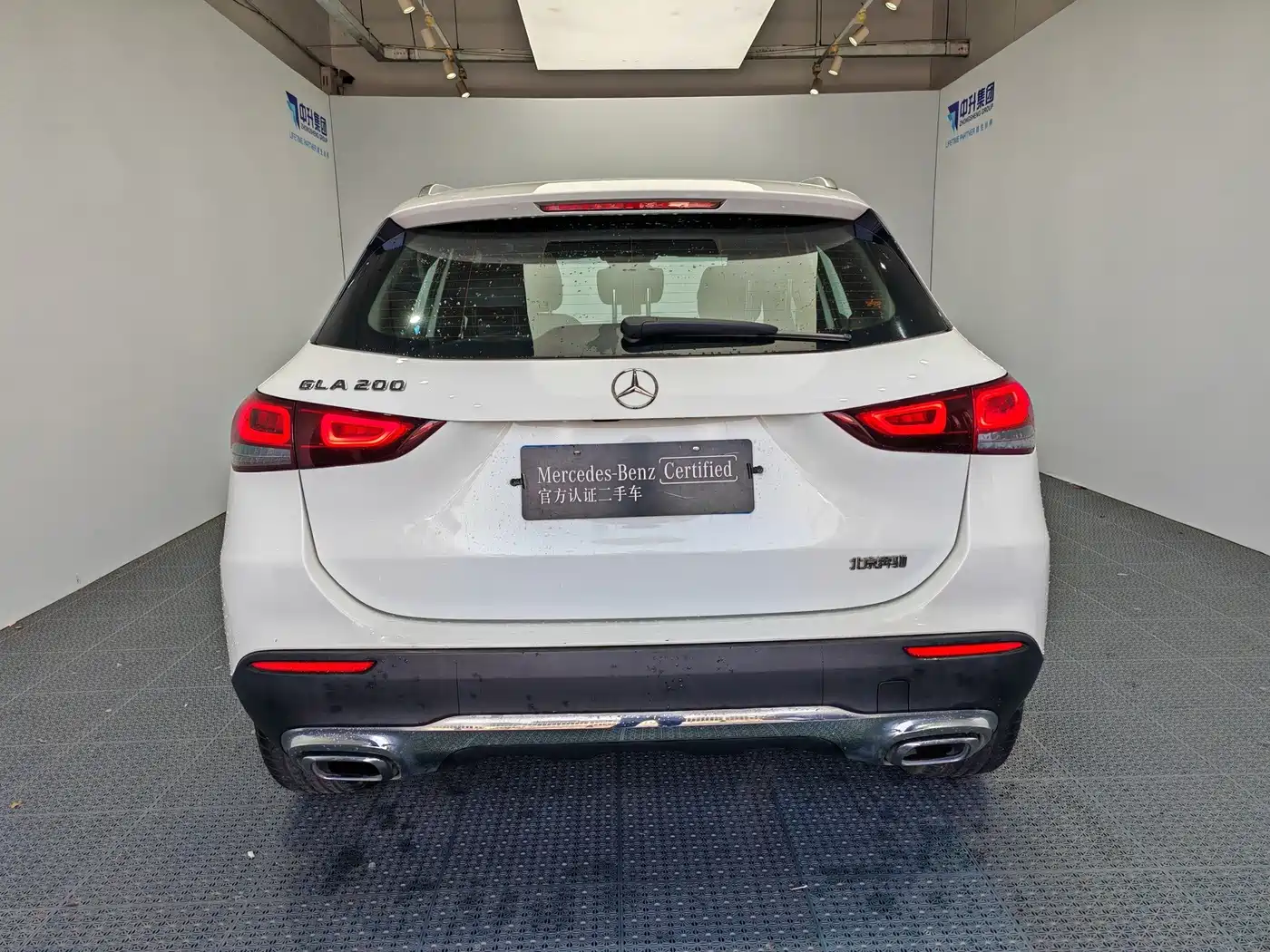 Mercedes-Benz GLA 2024