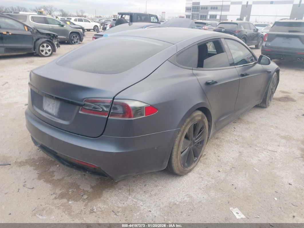 Tesla Model S 2021