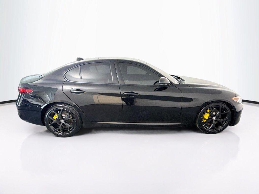 Alfa Romeo Giulia 2021
