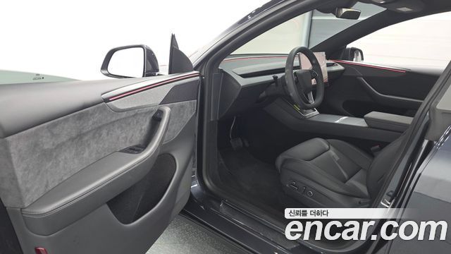 Tesla Model Y 2026