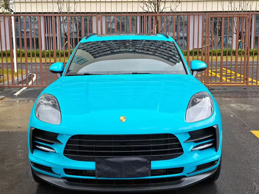 Porsche Macan 2021