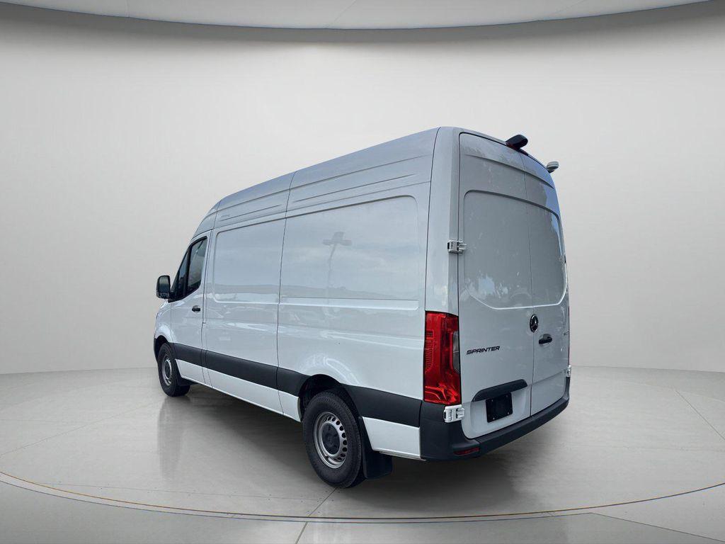 Mercedes-Benz S-Класс 2025