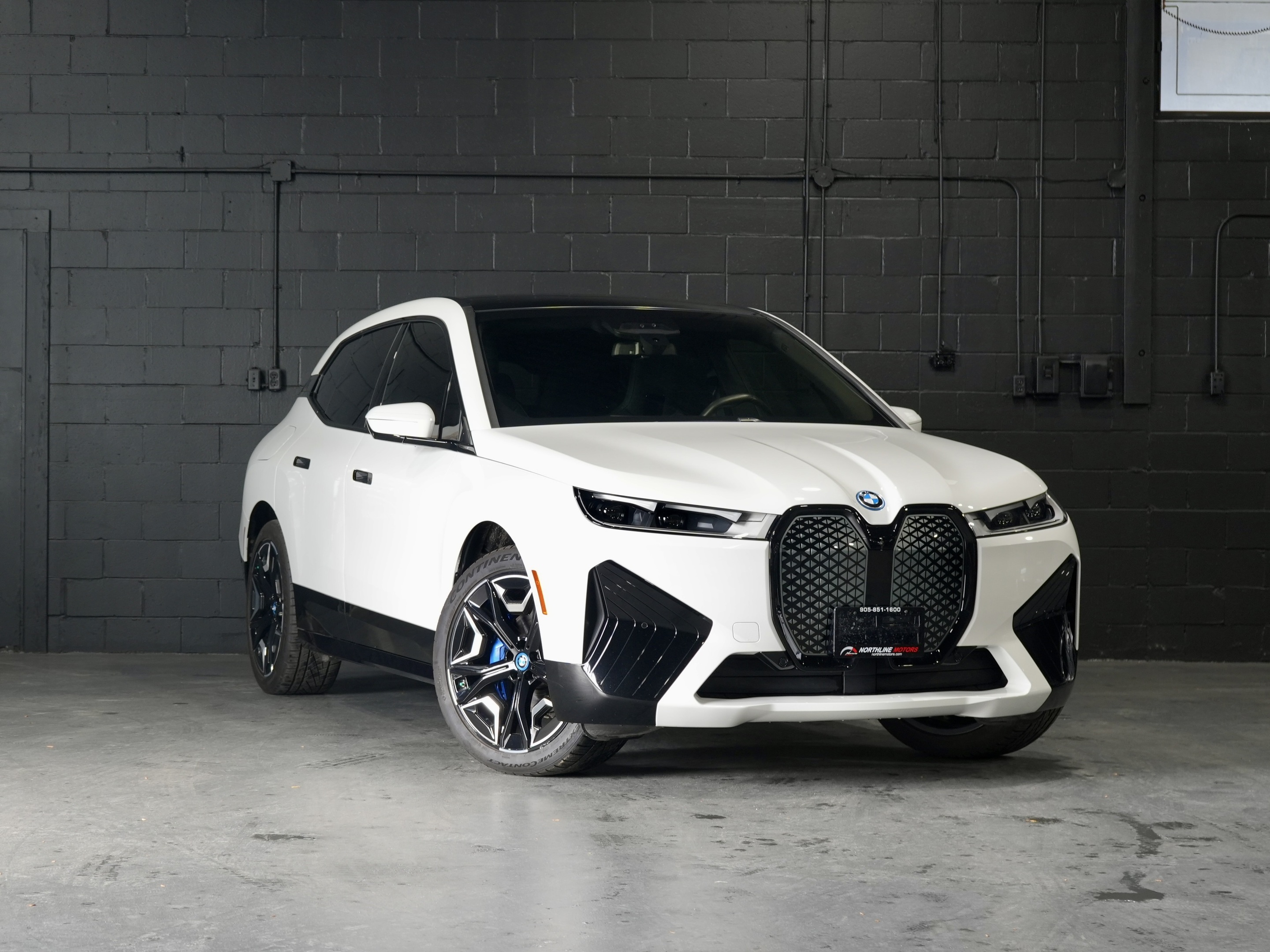 BMW iX 2023