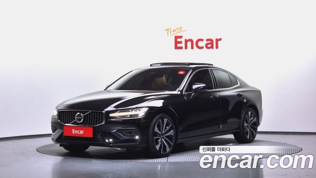 Volvo S60 2024
