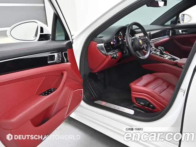 Porsche Panamera 2022