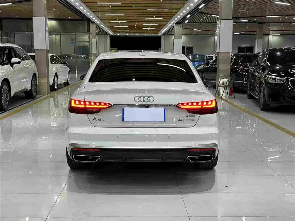 Audi A4 2024