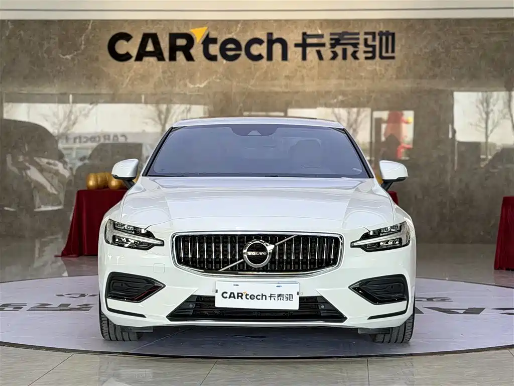 Volvo S60 2021