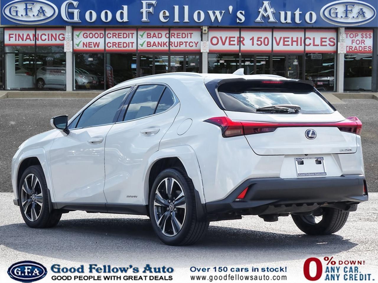 Lexus UX 2022