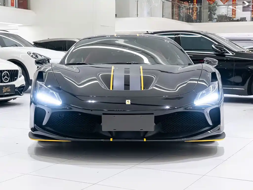 Ferrari F8 2020