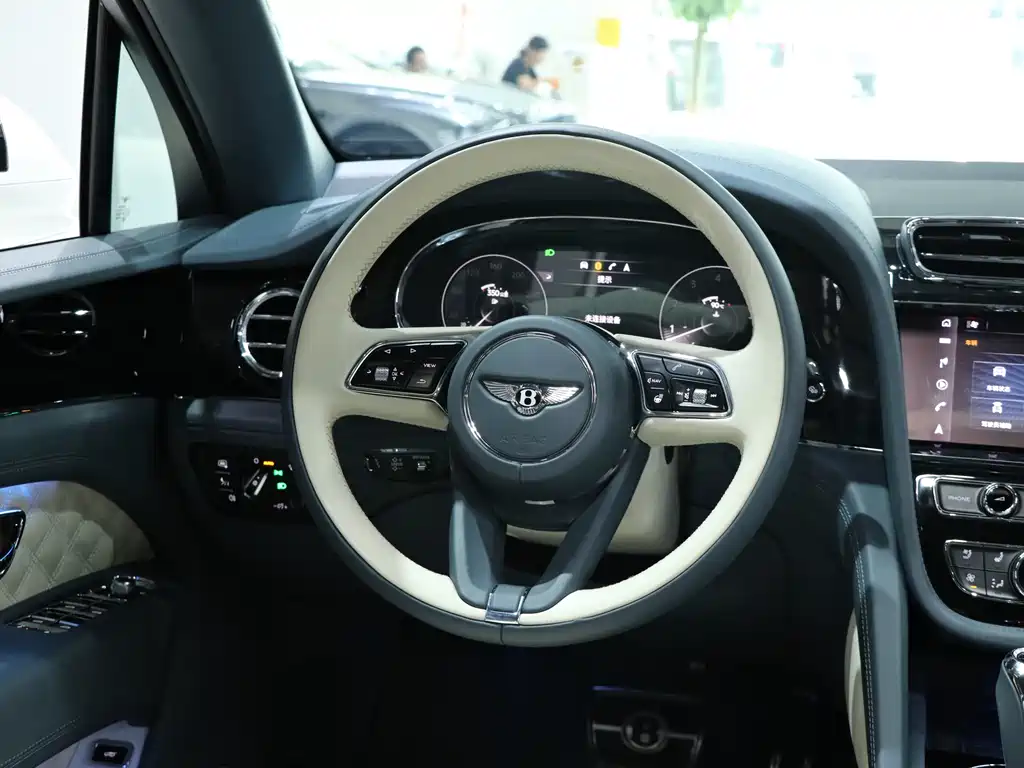 Bentley Bentayga 2022