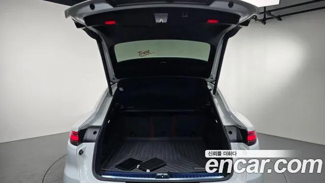 Porsche Cayenne 2021