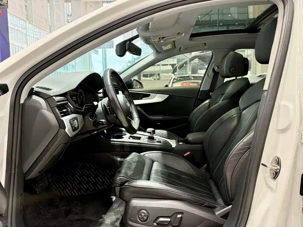 Audi A4 2022