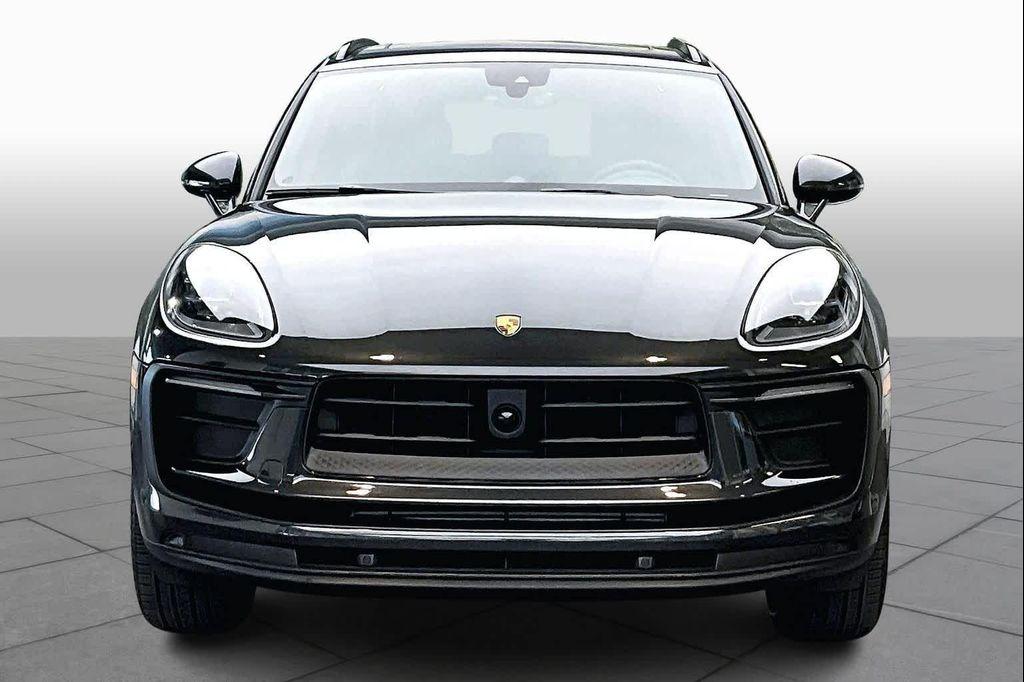 Porsche Macan 2025