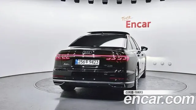 Audi A8 2021