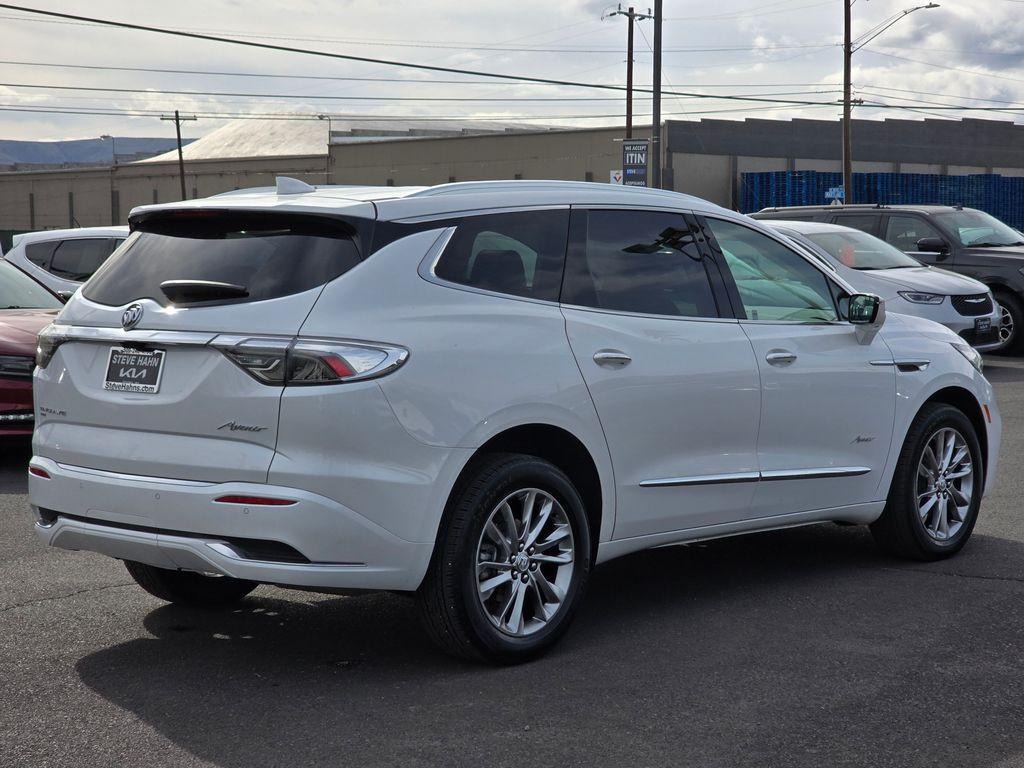 Buick Enclave 2023
