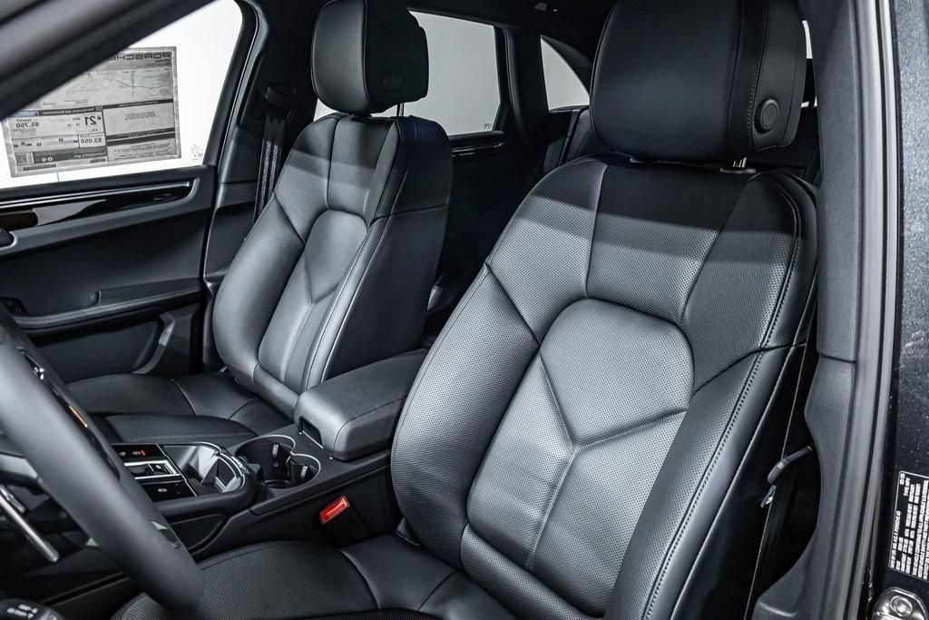 Porsche Macan 2025