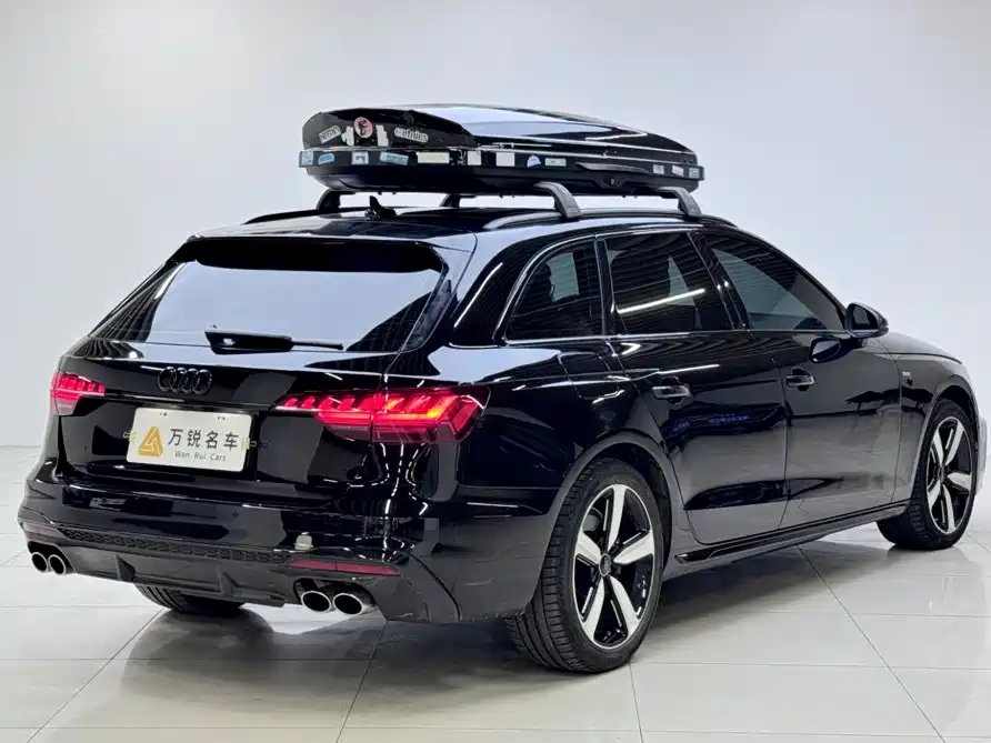 Audi A4 2023