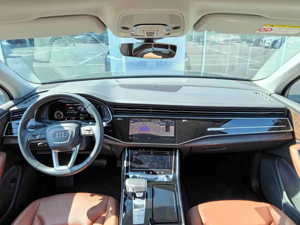 Audi Q7 2024