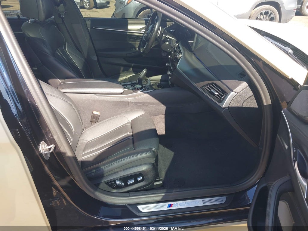 BMW M550 2021